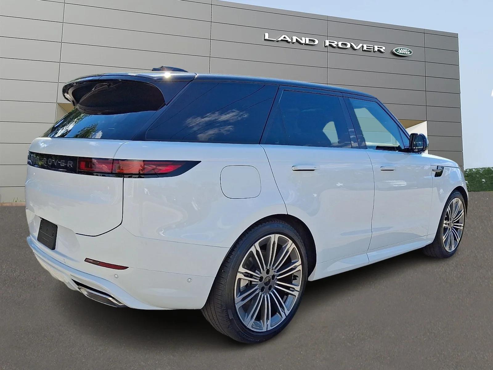 land rover range rover sport 2026 SAL1L9FUXTA654523 image land rover range rover sport 2026 SAL1L9FUXTA654523 image